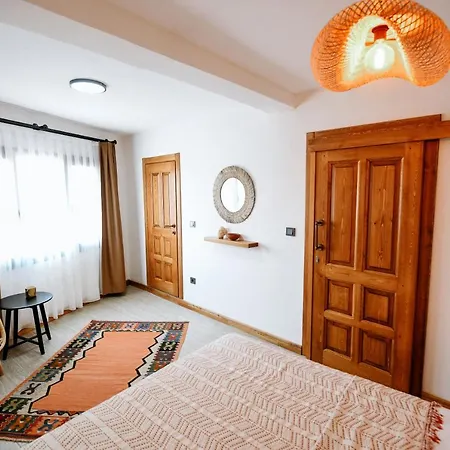 Kallinos Boutique Szálloda *